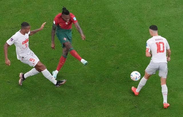 1670372010651083404.jpg 65310661-11506911-image-a-96_167.jpg